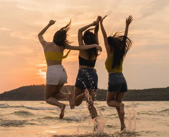 Group of girls on a Goa girls trip